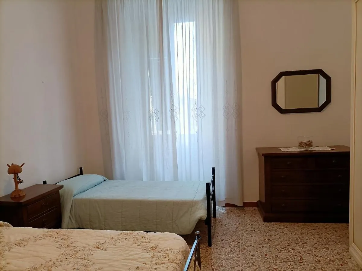Antica Casa Ceccardi Apartment Livorno Italy