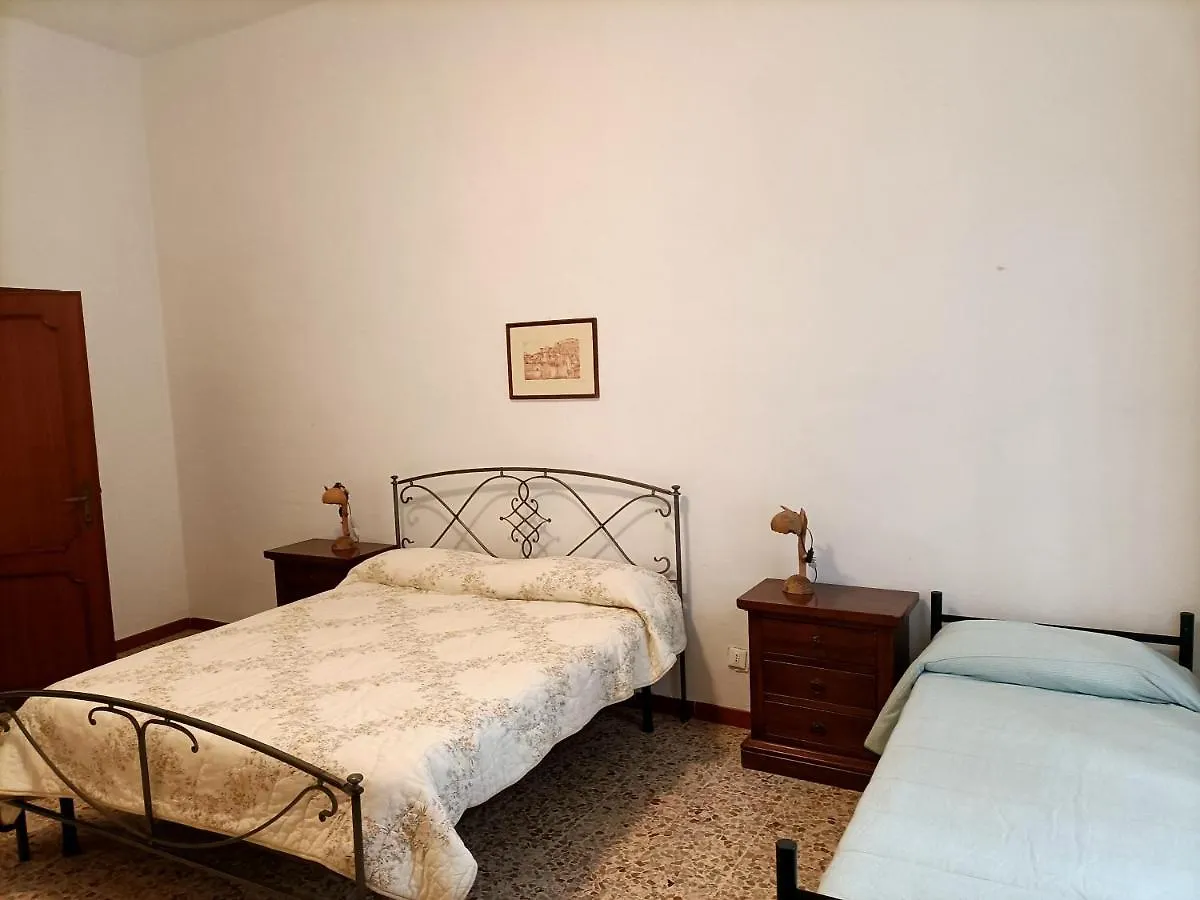 Antica Casa Ceccardi Apartment Livorno Italy